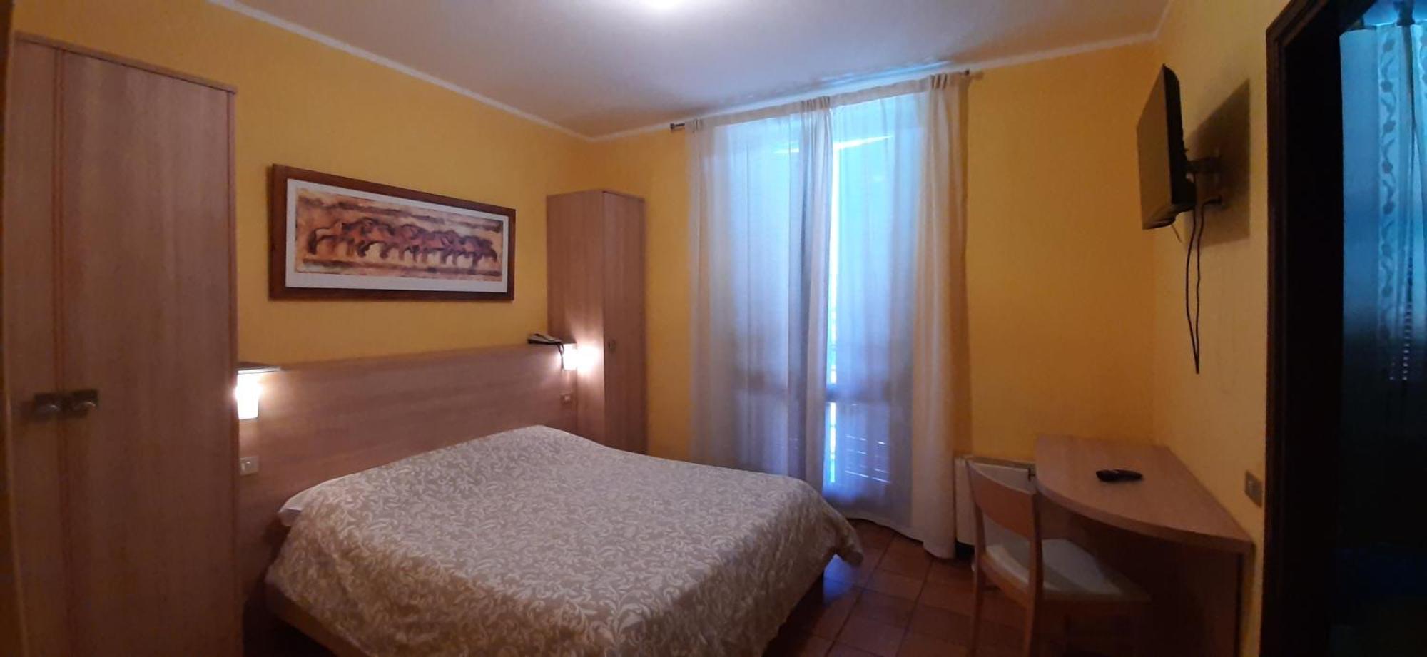 Hotel Chiara Sirmione Eksteriør billede