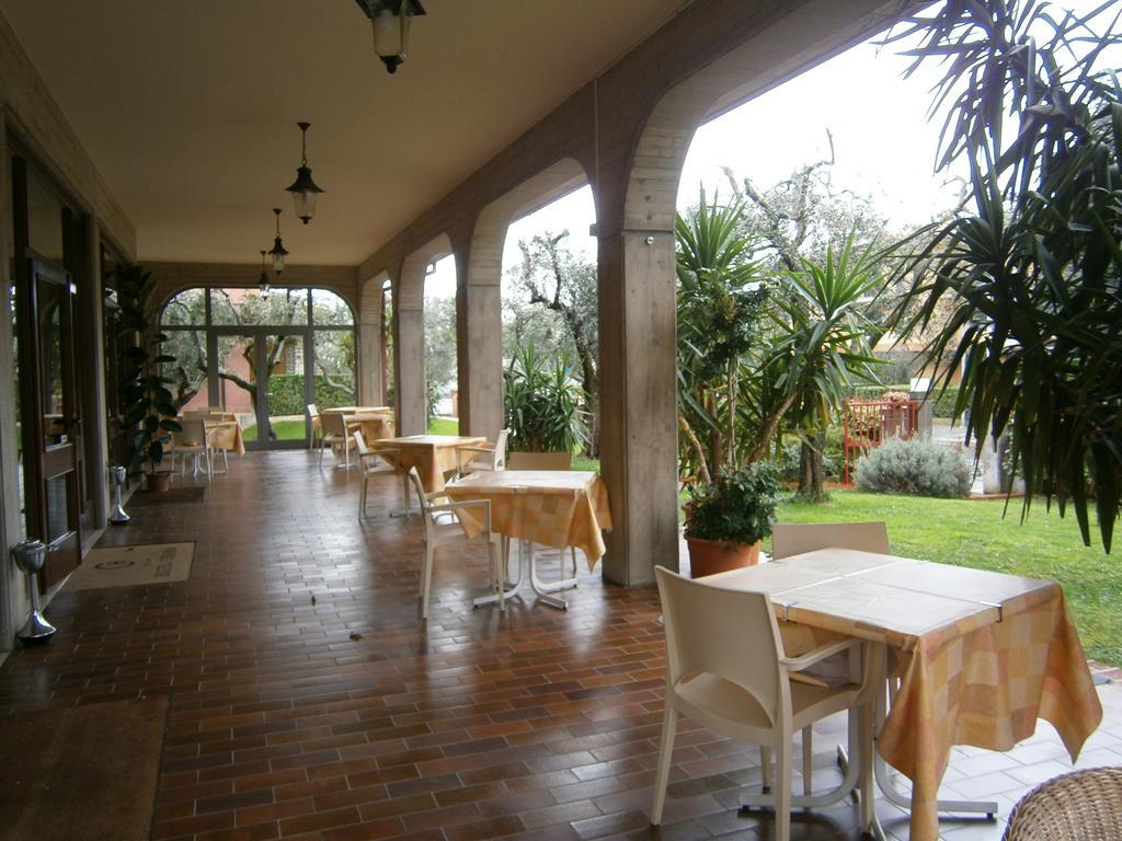 Hotel Chiara Sirmione Eksteriør billede
