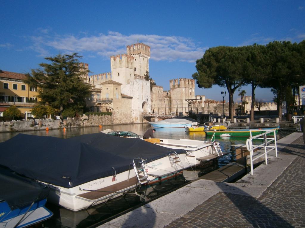 Hotel Chiara Sirmione Eksteriør billede