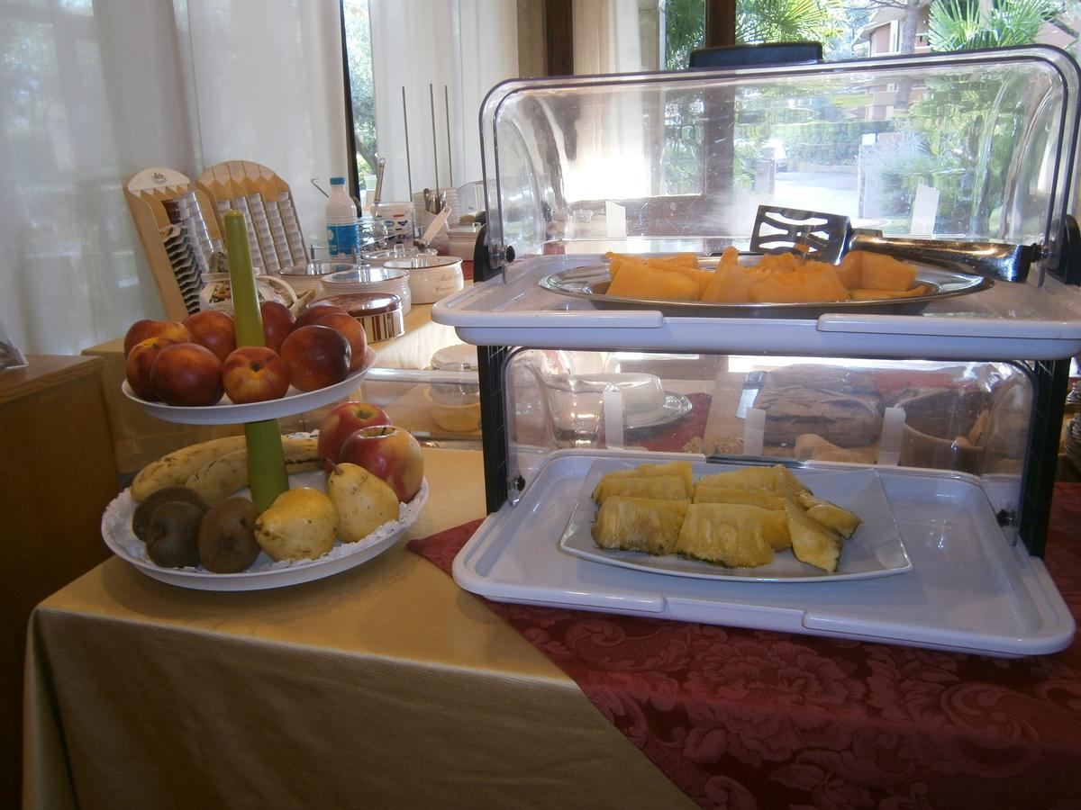 Hotel Chiara Sirmione Eksteriør billede