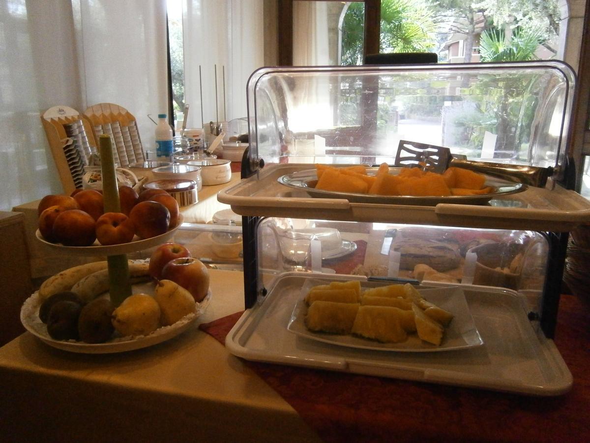 Hotel Chiara Sirmione Eksteriør billede