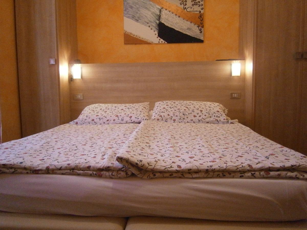 Hotel Chiara Sirmione Eksteriør billede