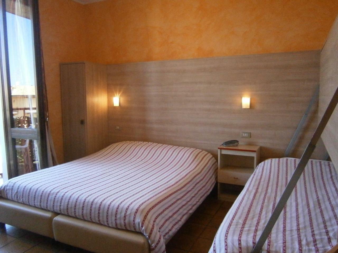 Hotel Chiara Sirmione Eksteriør billede